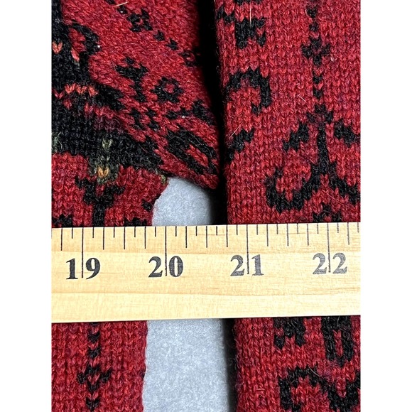 Icelandic Design Nordic full zip sweater red with floral embroidery size small - Picture 6 of 10